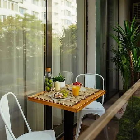 10 - New Building & Parking *