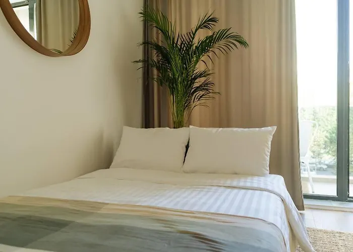 10 - New Building & Parking Apartman Bukarest