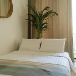 10 - New Building & Parking Apartman Bukarest
