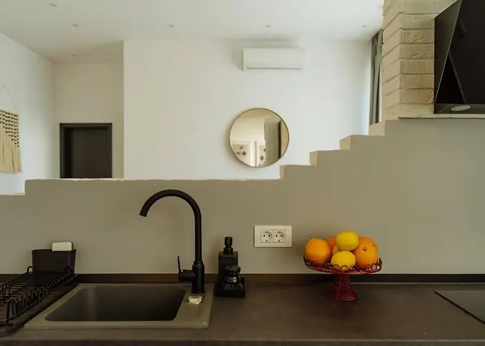 10 - New Building & Parking Apartment *